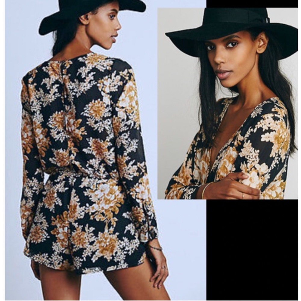 Free People Size XS Romper‎ Floral "Float Away" Long Sleeve Black Floral Multi